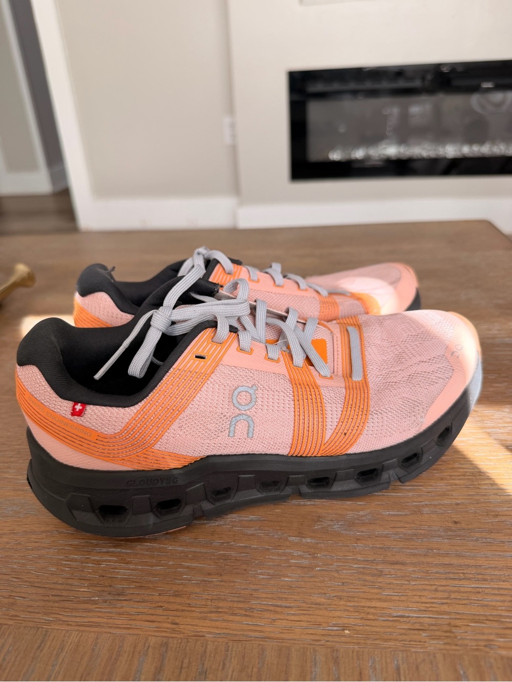 On Cloudgo Women's Running Shoes - Rose/Magnet Colorway Size 8